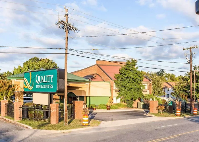 Quality Inn&Suites Coliseum