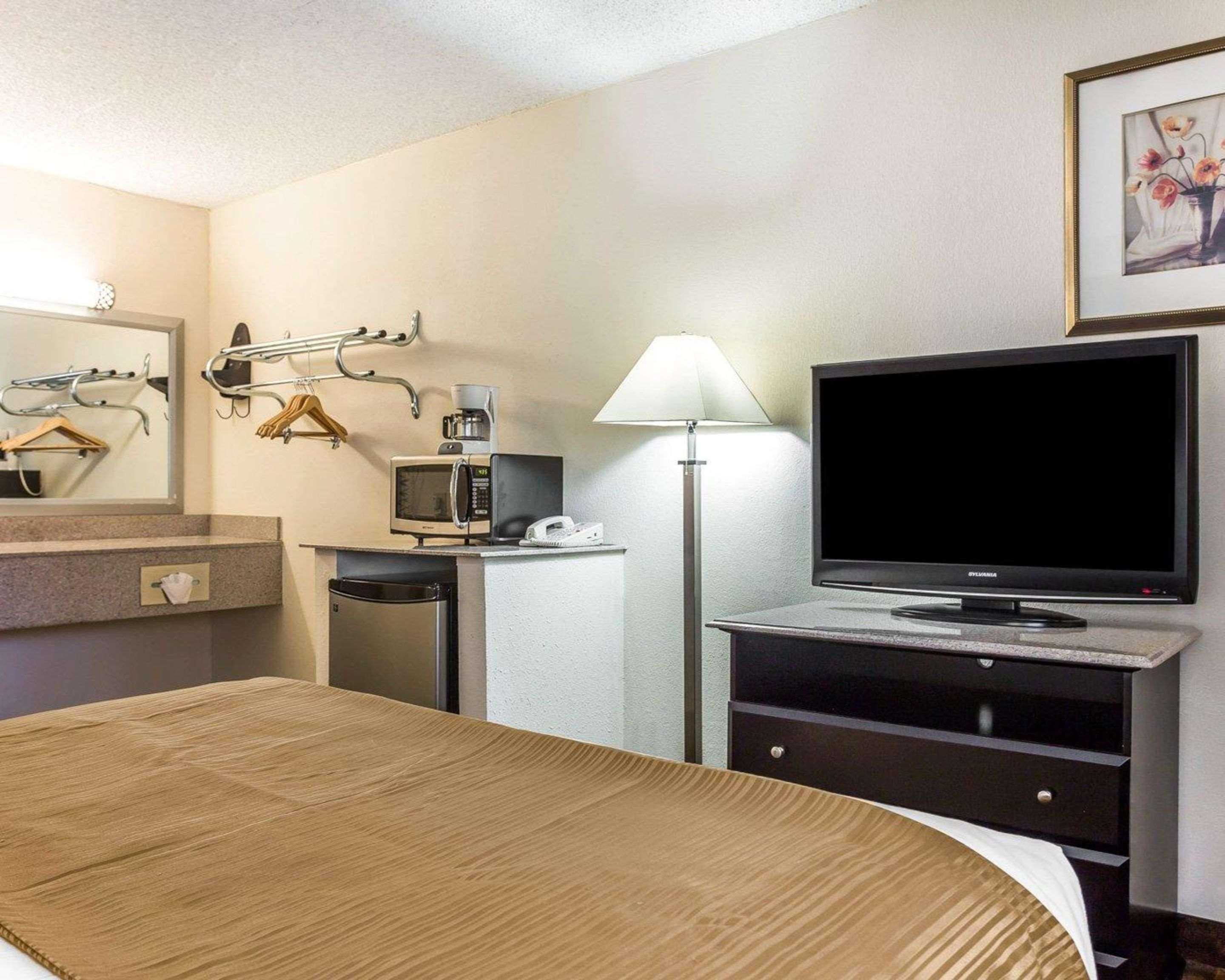 Quality Inn&suites Coliseum Greensboro