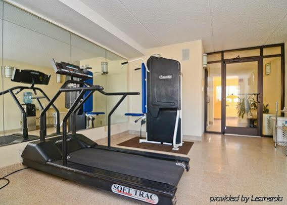 Hotel Quality & Coliseum Greensboro